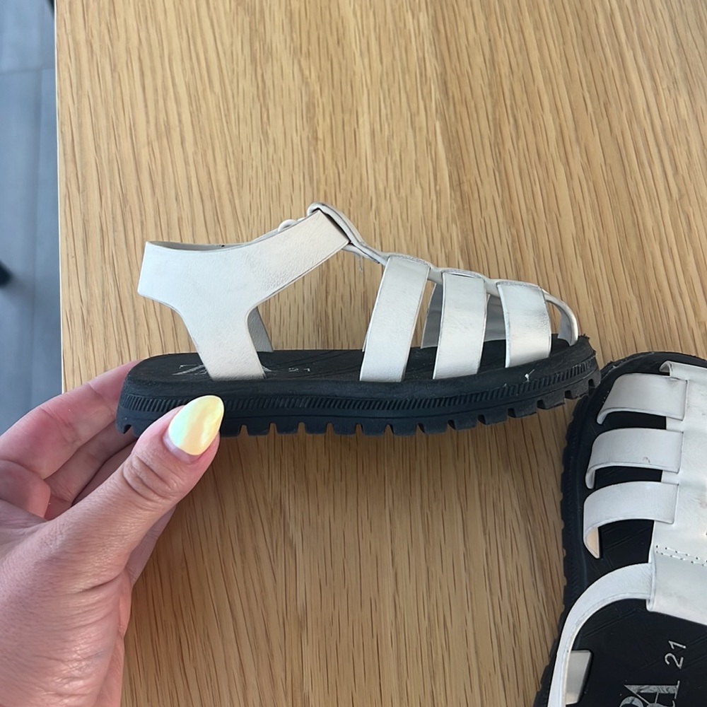Zara kids fisherman sandals - Picture 2 of 4